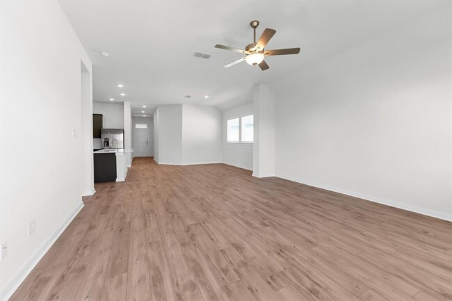 Building Photo - 16915 Lavender Farm St