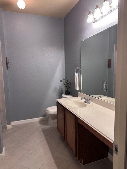 Building Photo - 3321 Truman St