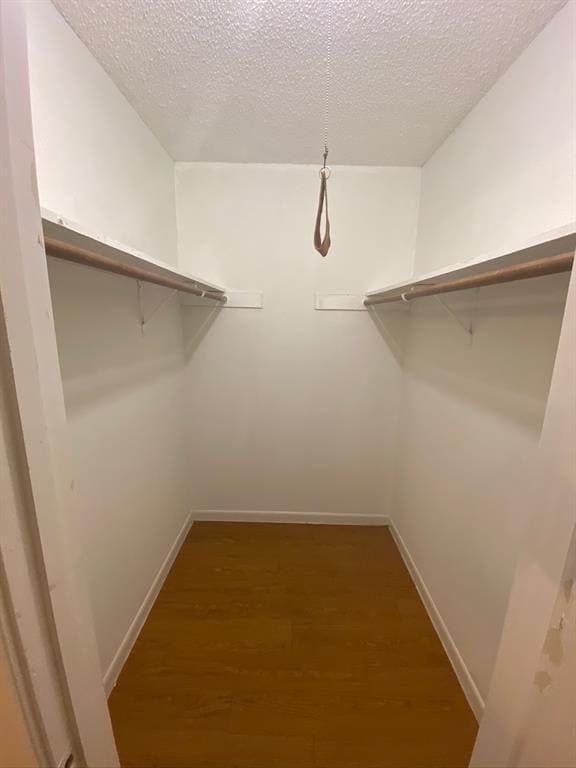 Building Photo - 3402 S Oak Dr