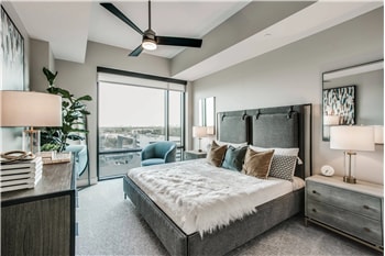 Building Photo - 9758 Katy Fwy