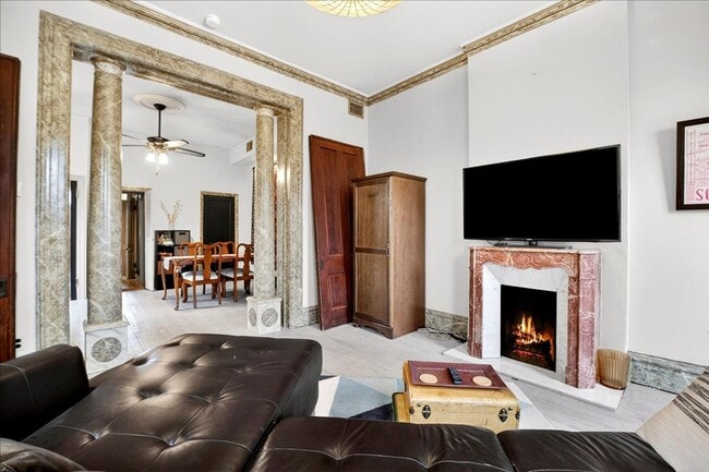 Building Photo - 1010 Allen Ave