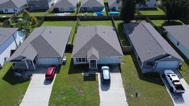 Building Photo - 5462 Peach Dr