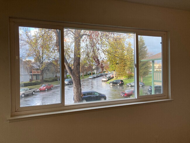 Great View Living room - 1737 Ross Cir
