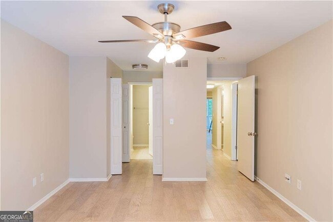 Building Photo - 72 Fair Haven Way