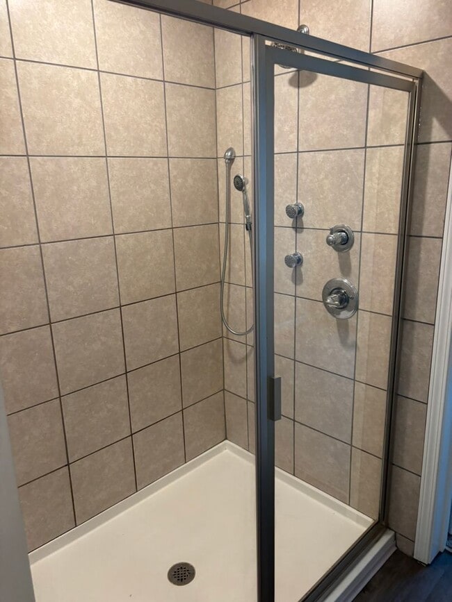 Building Photo - Welcome Home! Located in Lexington Hill Subdivision