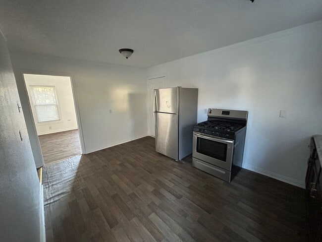 Building Photo - Updated North Waco Home