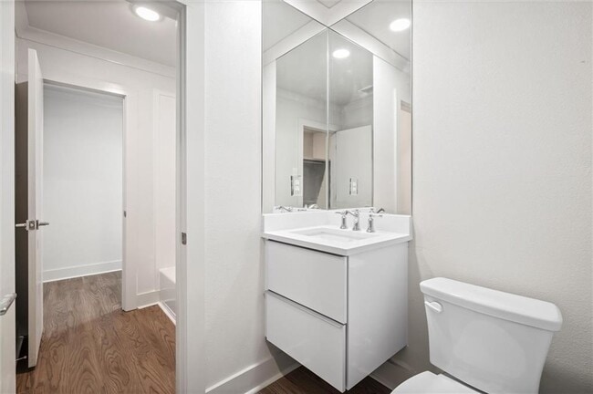 Building Photo - 3655 Old Shell Rd