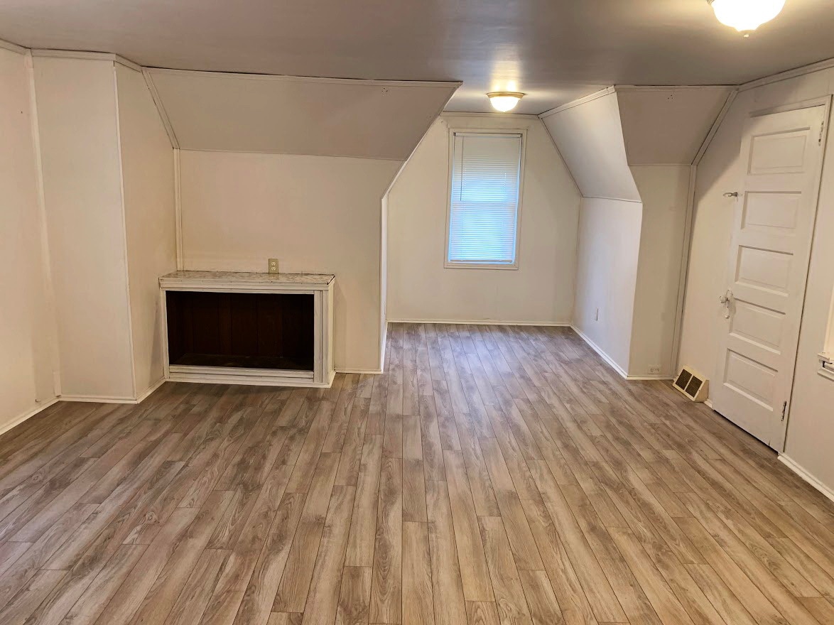 Building Photo - 5435 Kincaid St