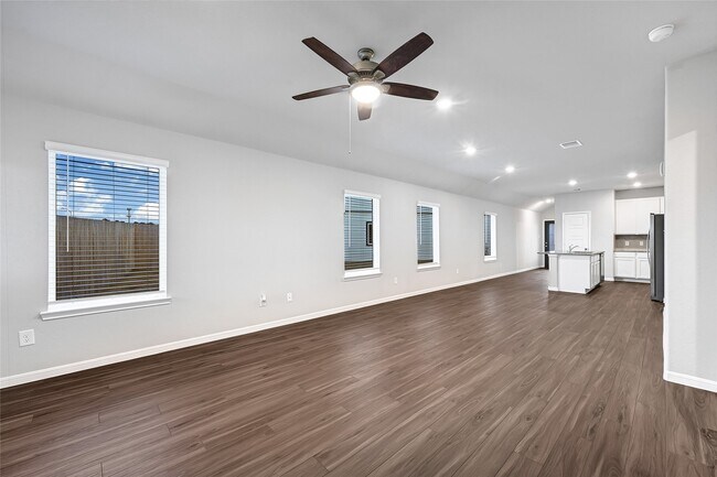 Building Photo - 15638 Buffalo Mdw Ct