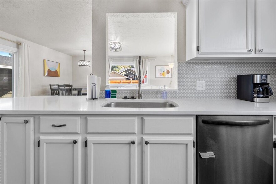 Building Photo - 2604 N 29th St