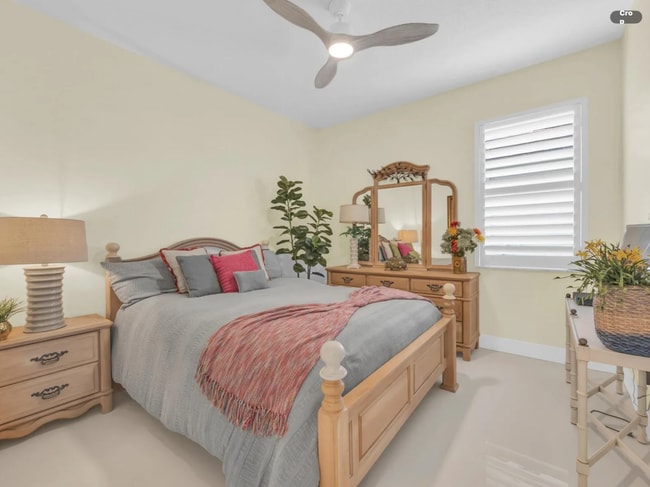 Building Photo - 253 SW Coconut Key Way