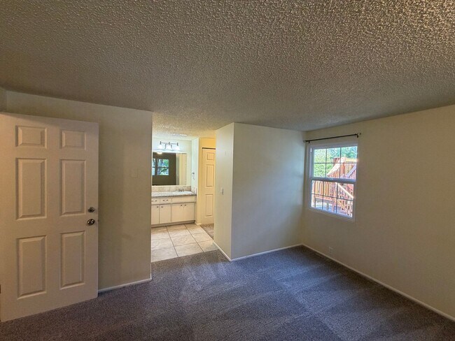 Building Photo - 2735 Almaden St