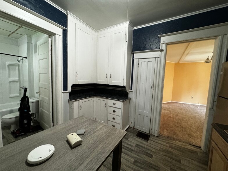 Kitchen - 301 S Pleasant St