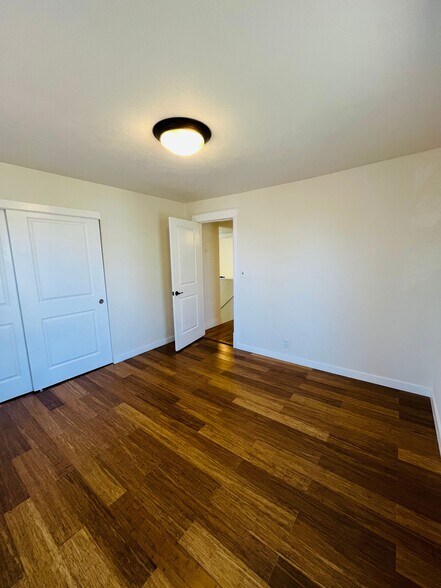 Building Photo - 4727 West 33rd Avenue