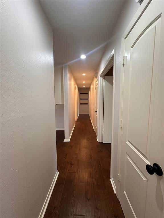 Building Photo - 6602 Willamette Dr