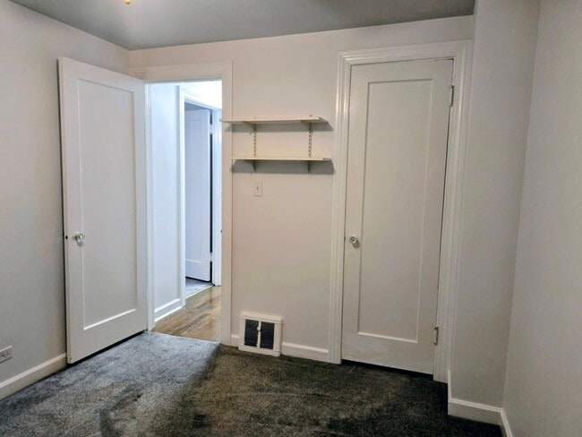 Building Photo - 3803 N Pacific Ave