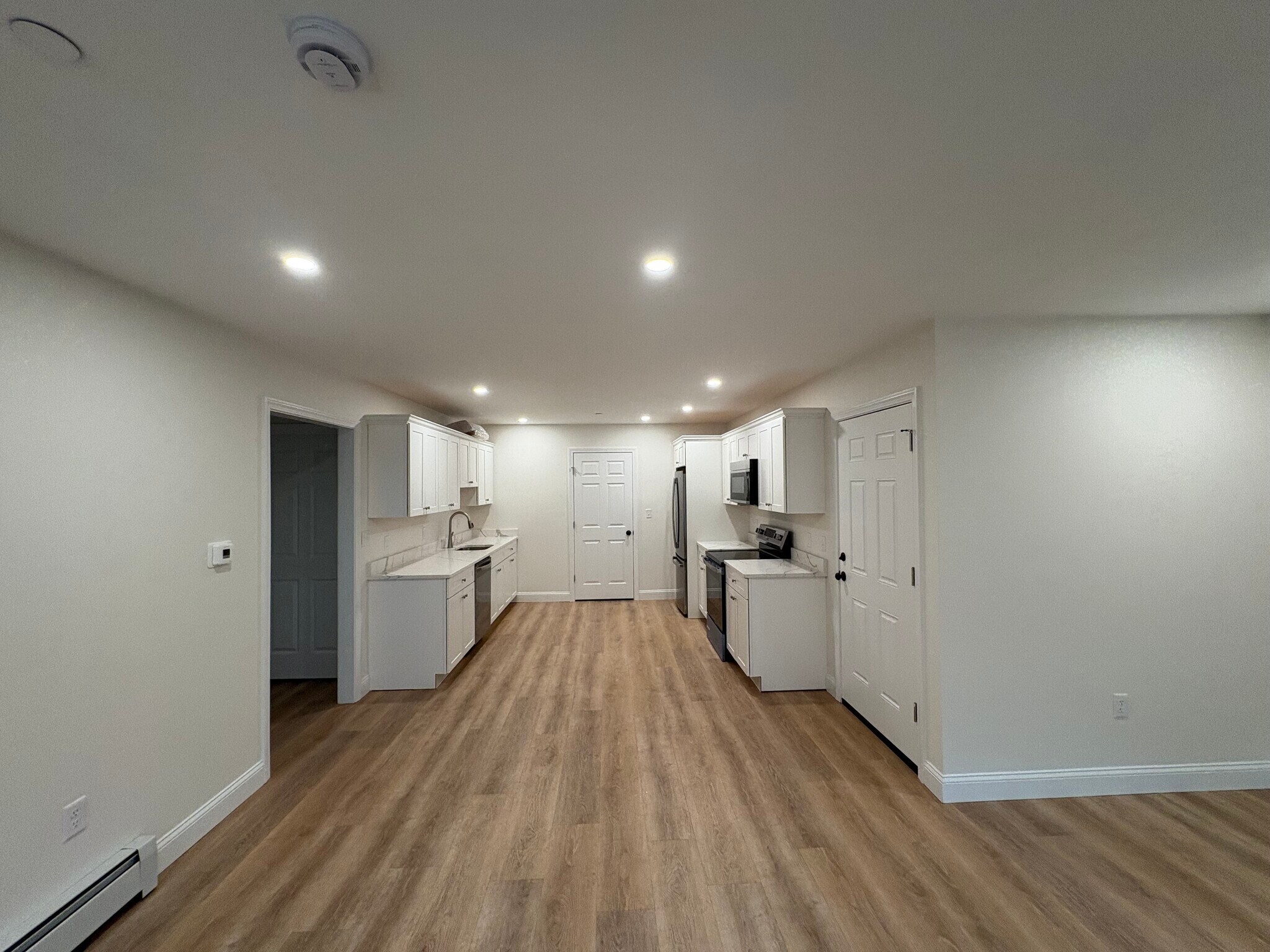 Building Photo - 154 Granite St