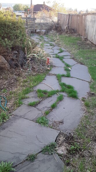 Building Photo - 23 E Euclid Ave