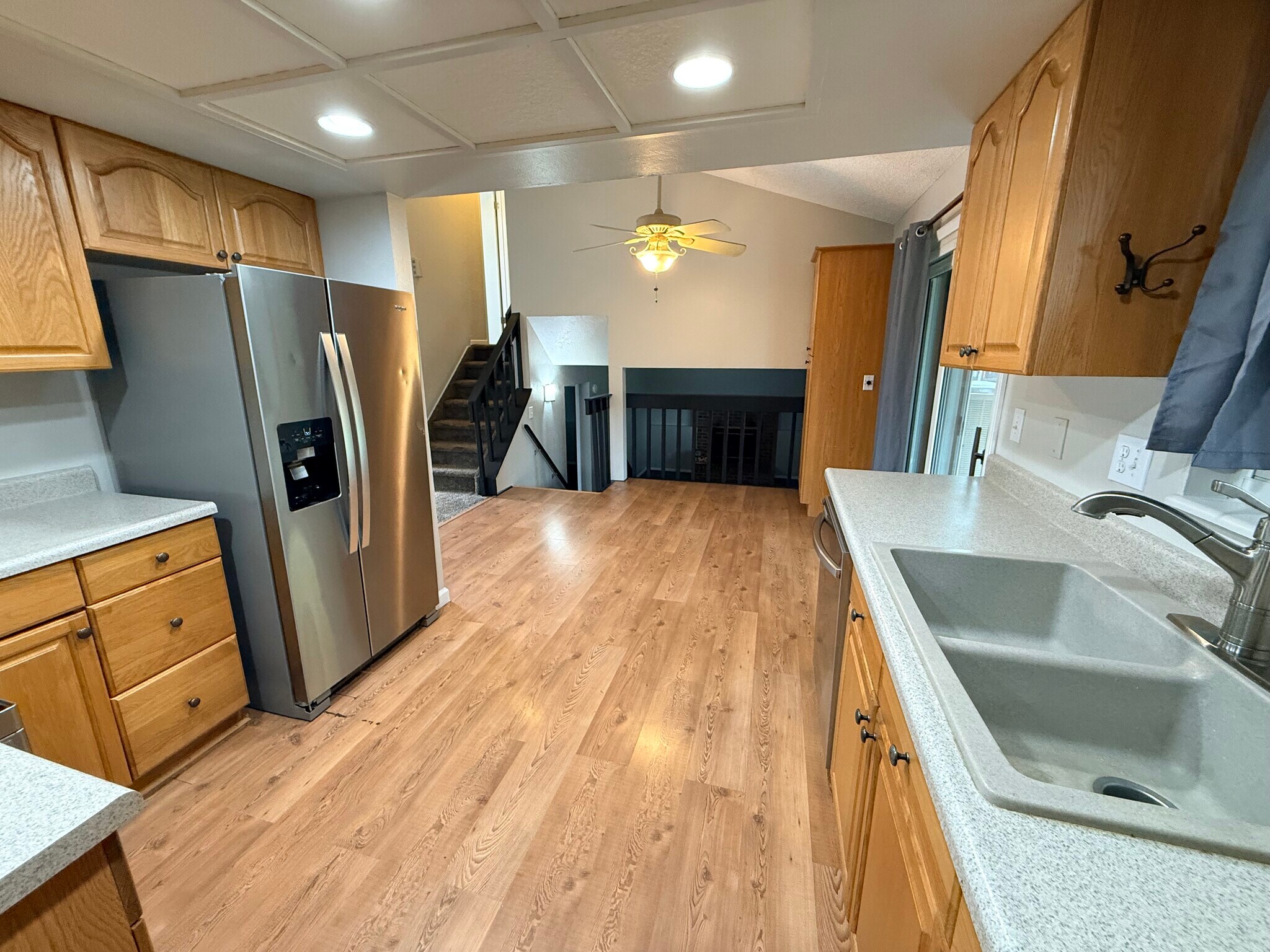 Kitchen-Dining area - 5879 S Oak St
