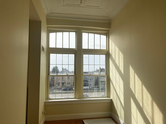 Primary Photo - The Falls Lofts