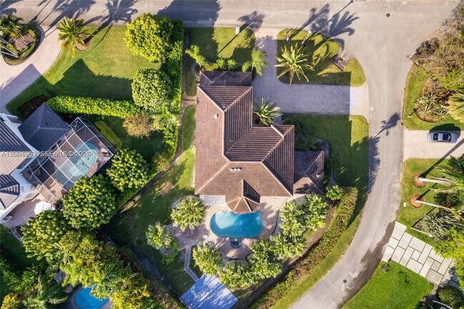 Building Photo - 16449 SW 84th Pl