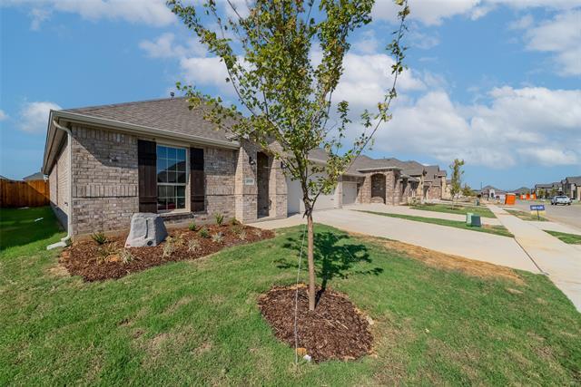 Building Photo - 10505 Breezeway Dr