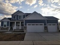 Building Photo - 1481 N Arcadia Dr
