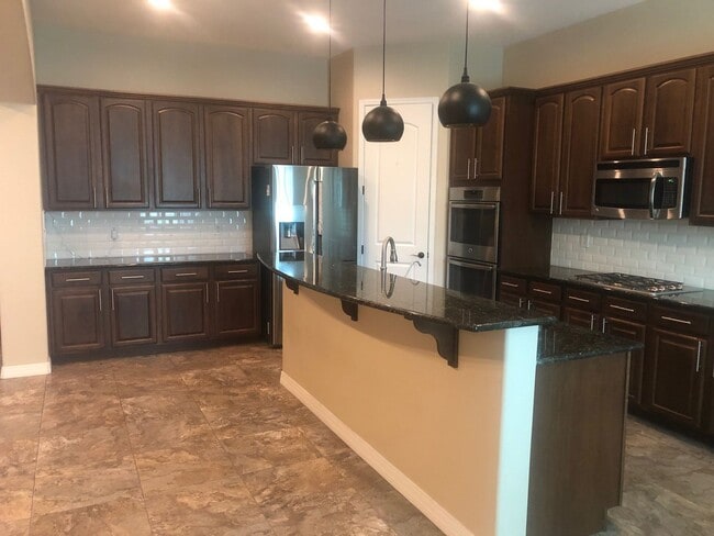Building Photo - 4 Bedroom home in Queen Creek with Pool