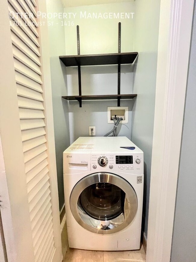 Building Photo - 1701 Locust St