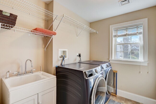 Building Photo - 2414 Massachusetts Ave