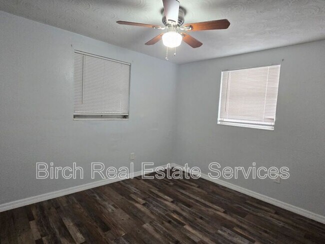 Building Photo - 4328 Baden Dr