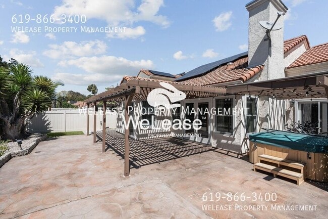 Building Photo - 15147 Avenida Rorras