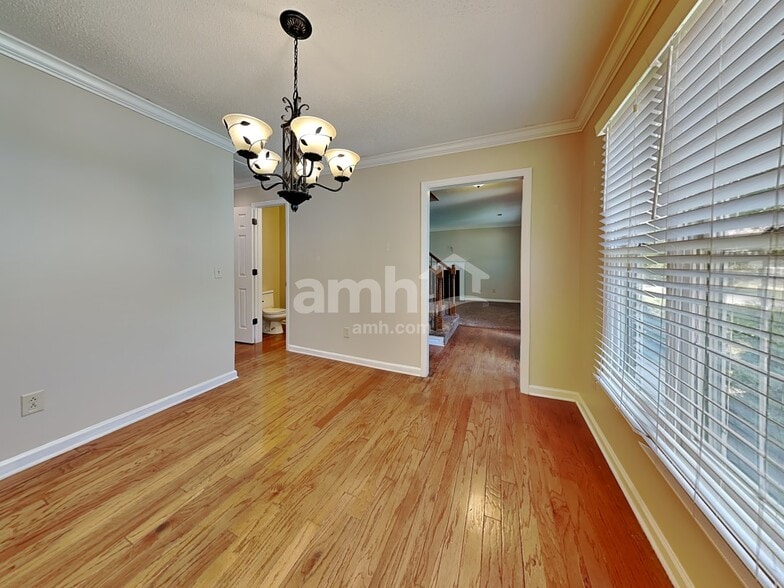 Building Photo - 5503 Pebble Garden Ct
