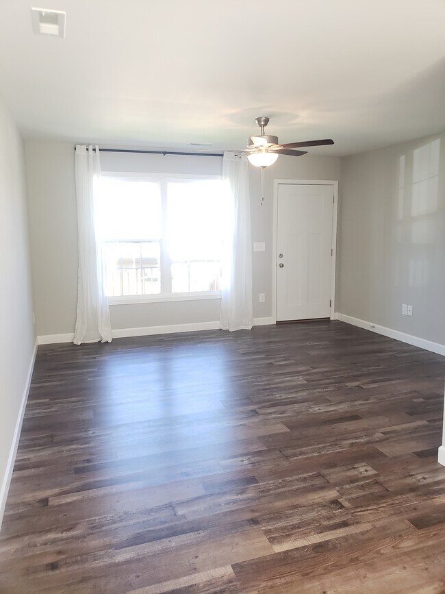 1083 Snowden Ter 1083 Snowden Ter Johnson City TN 37601 Apartment