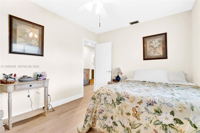 Building Photo - 10909 SW 113th Pl