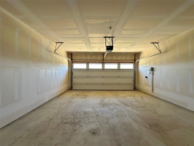 Building Photo - 5132 Vanner Path