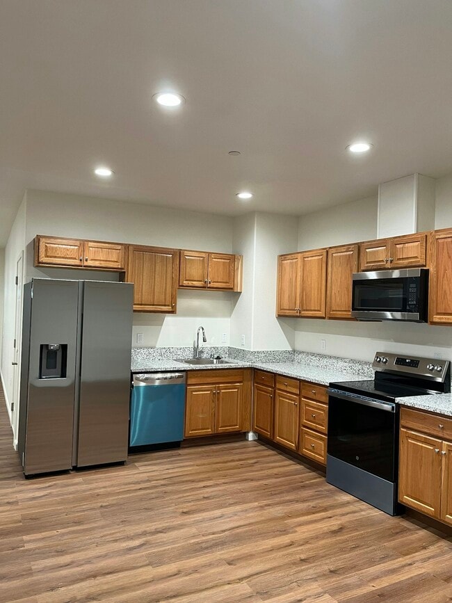 Building Photo - 4527 14th Ave