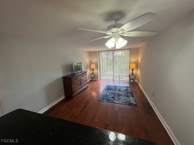 Building Photo - 150 Turtle Lake Ct