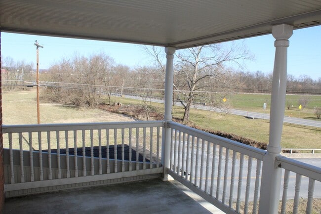 Building Photo - 10228 Clay Lick Rd