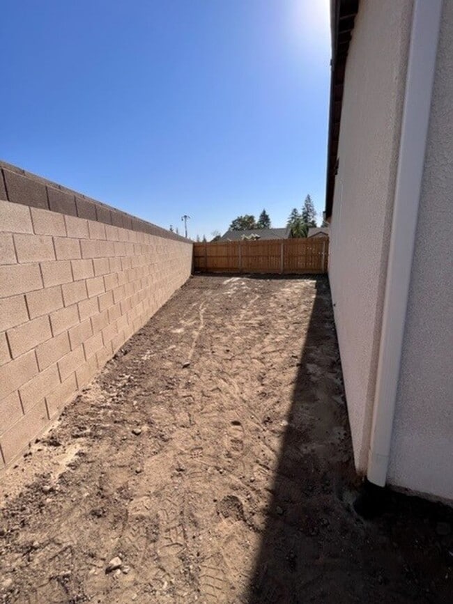 Building Photo - Coming Soon!