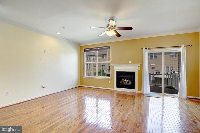 Building Photo - 105 Polo Way
