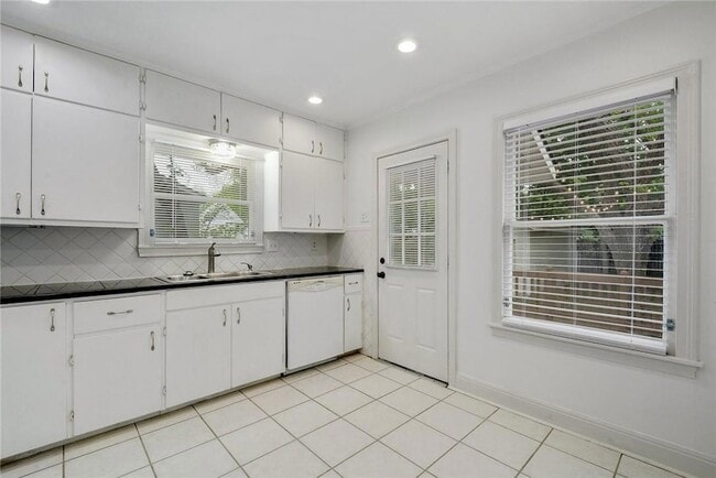 Building Photo - 4909 Shoal Creek Blvd