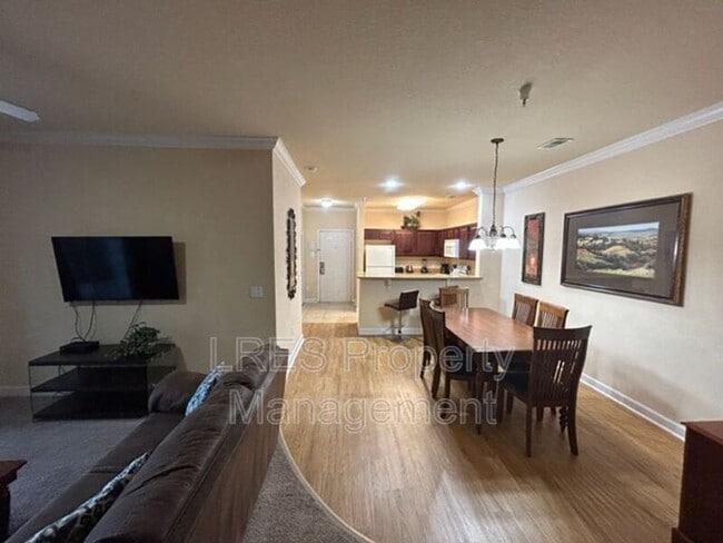 Building Photo - 1351 Tuscan Terrace