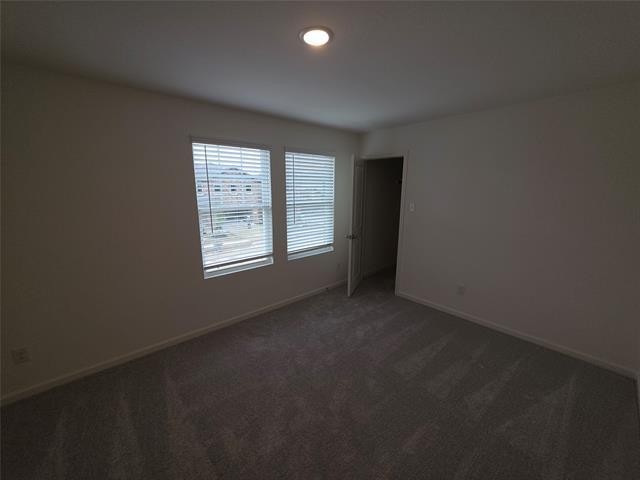 Building Photo - 2206 Pioneer Dr