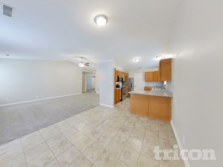 Building Photo - 8596 Captain Dr