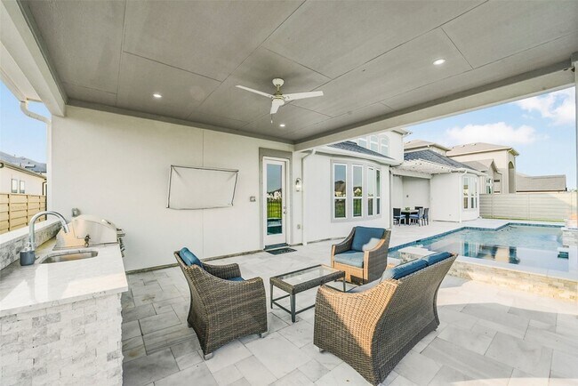 Building Photo - 2018 Grove Terrace Ln