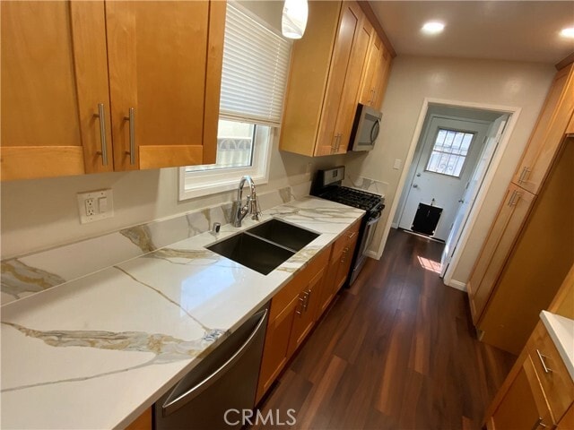 Building Photo - 745 W E St