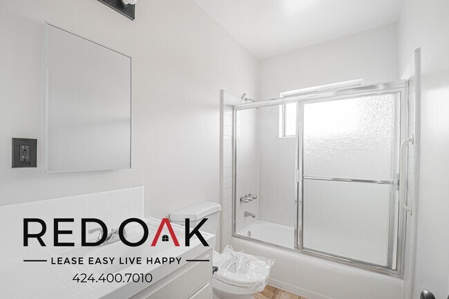 Building Photo - 1365 Orange Grove Ave