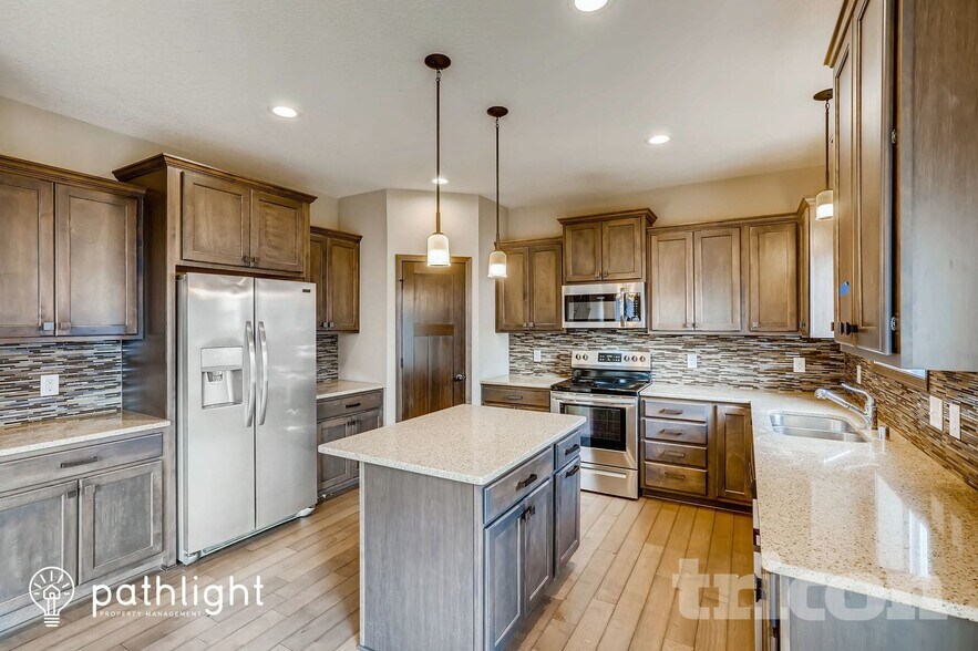 Building Photo - 16043 Estate Ln