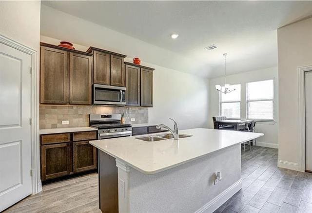 Building Photo - 2925 Cerro Ranch Rd